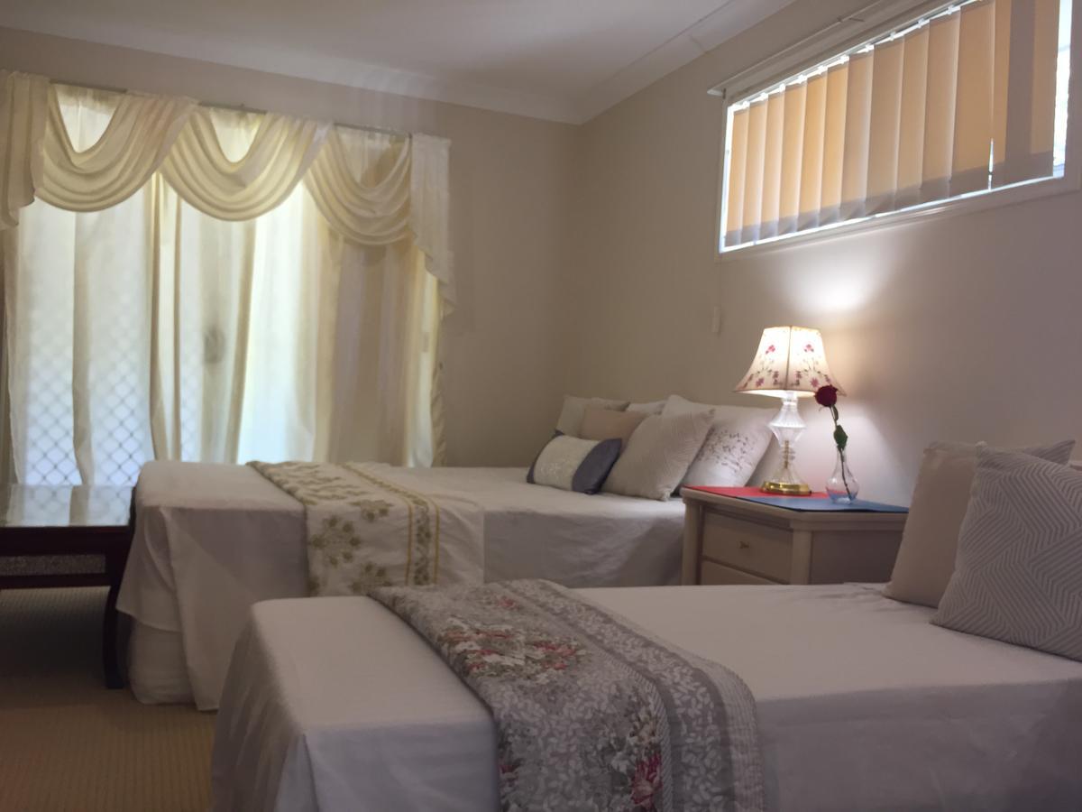 Theme Parks Amituofo Homestay ゴールドコースト 部屋 写真