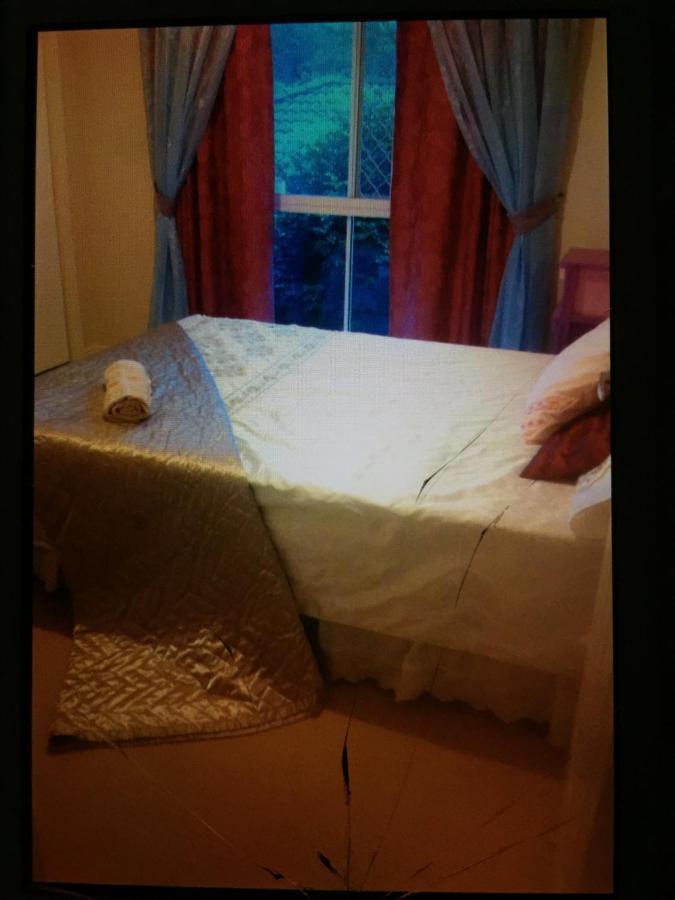 Theme Parks Amituofo Homestay ゴールドコースト 部屋 写真